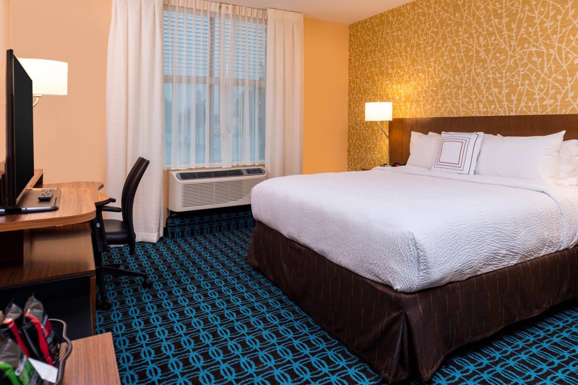 Fairfield Inn & Suites By Marriott Orlando East/Ucf Area Alafaya Exterior photo