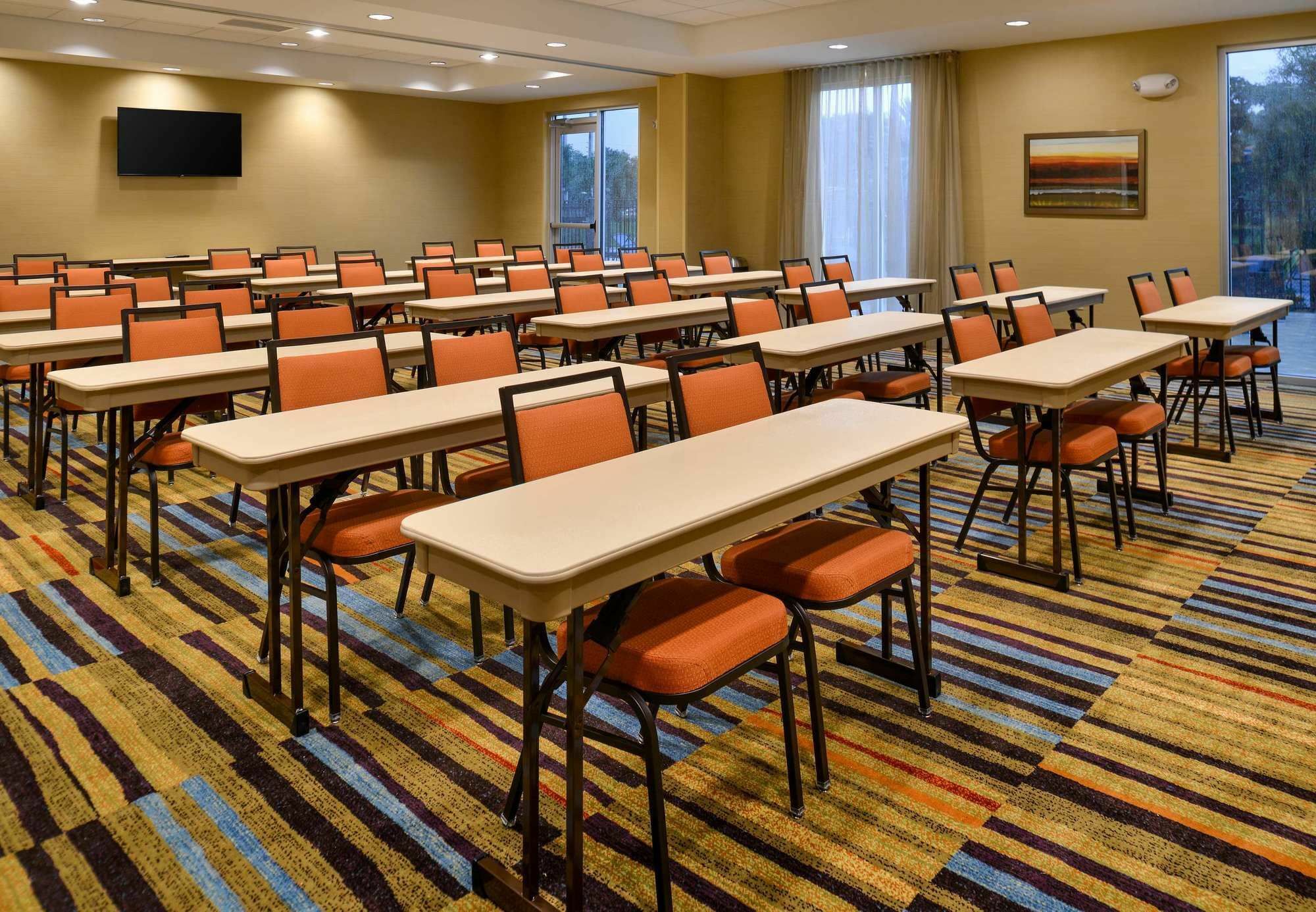 Fairfield Inn & Suites By Marriott Orlando East/Ucf Area Alafaya Exterior photo